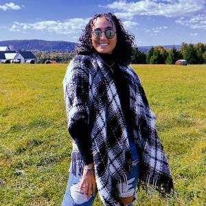 Meet your Posher, Nathalie